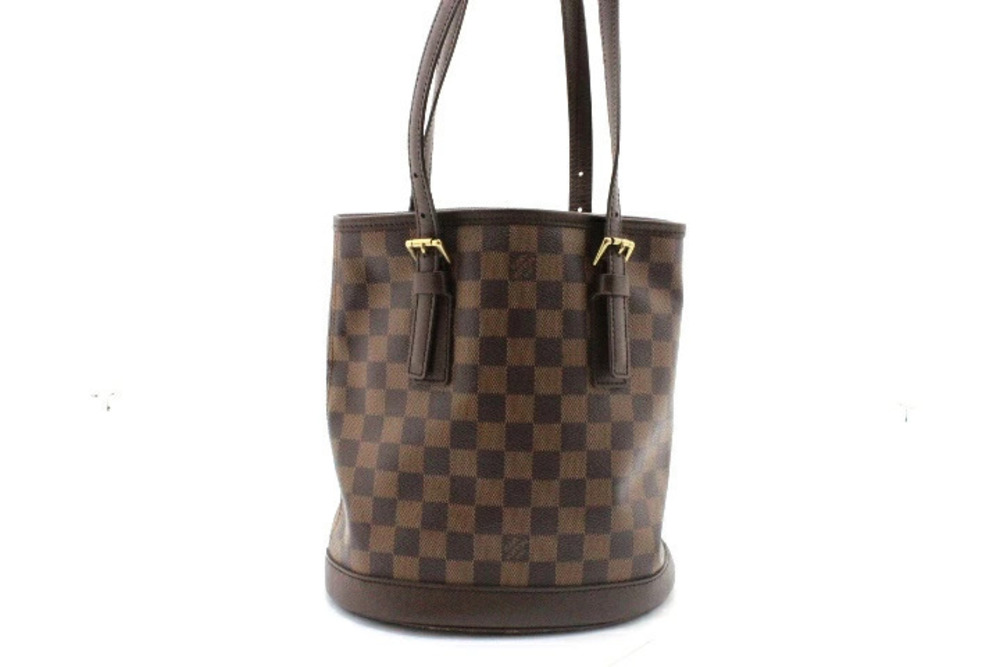 LOUIS VUITTON Mare Shoulder Bag Damier
